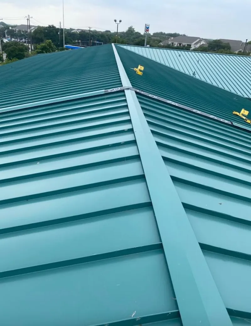 Green commercial metal roof ridge and valley for Metal Roof Repair in Signal Mountain